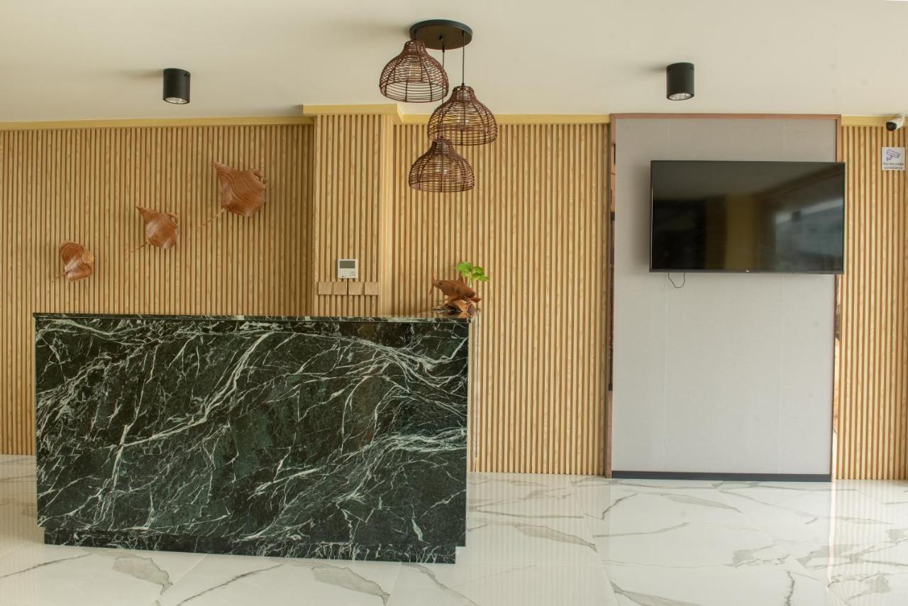 Swarn By Hawks Hotels Kamadhoo Eksteriør billede
