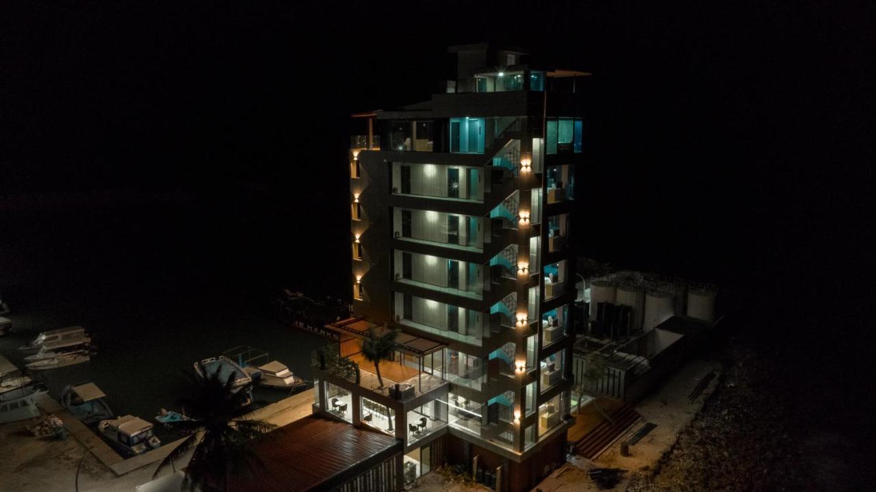 Swarn By Hawks Hotels Kamadhoo Eksteriør billede